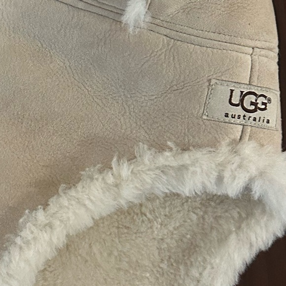 Ugg brand warm shearling aviator hat one size cream colored - Picture 2 of 7